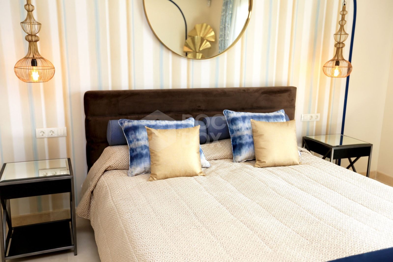 Exceptional Luxury Villa with Panoramic Views in Selwo, Estepona