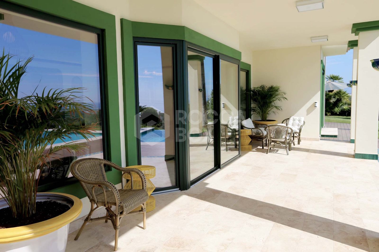 Exceptional Luxury Villa with Panoramic Views in Selwo, Estepona