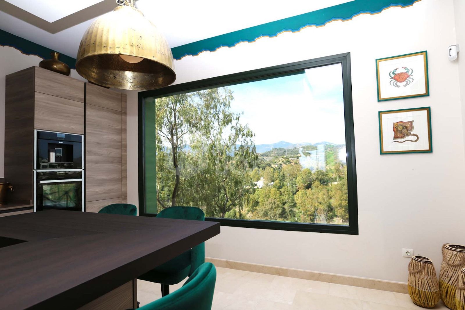 Exceptional Luxury Villa with Panoramic Views in Selwo, Estepona