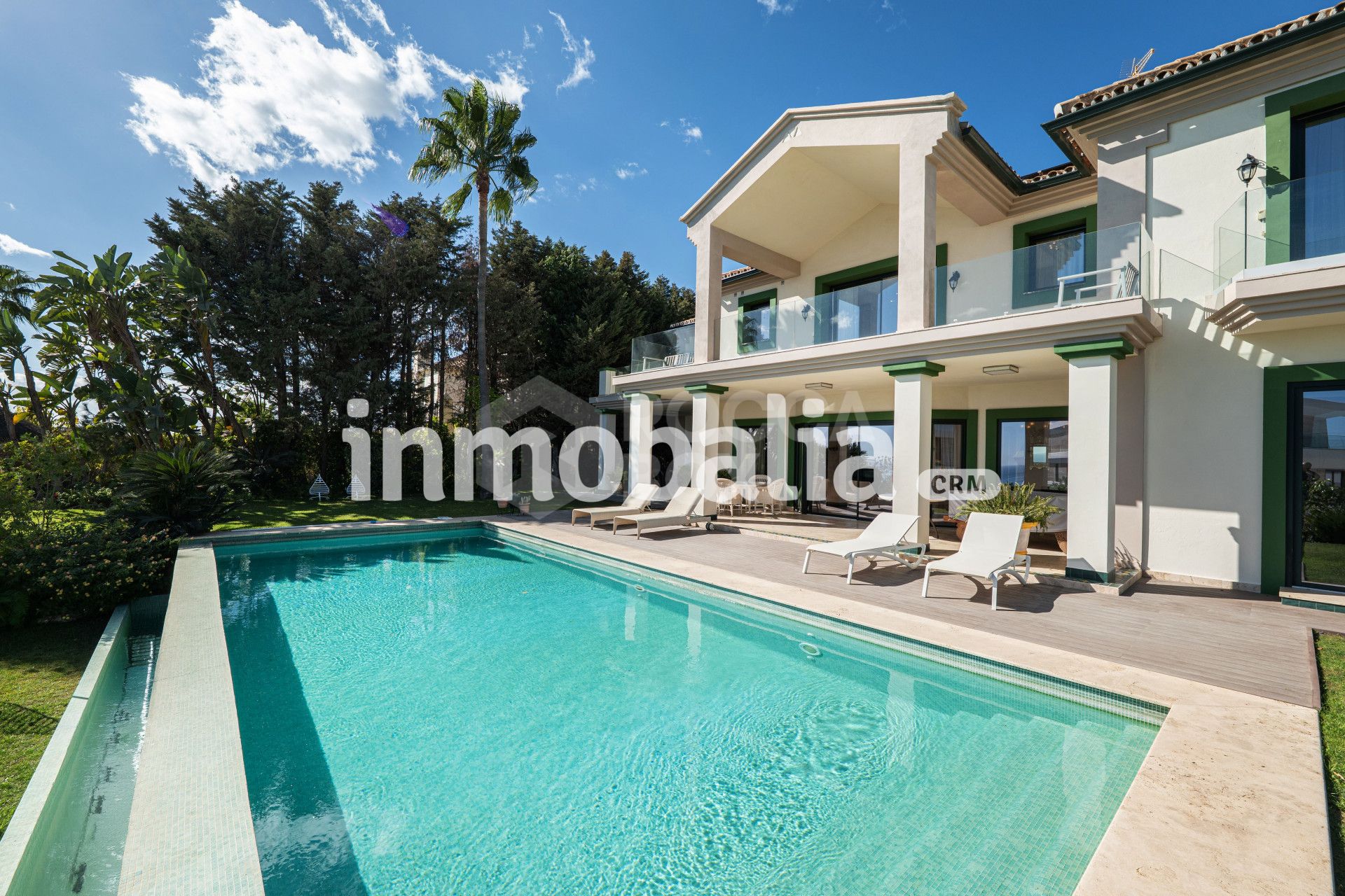 Exceptional Luxury Villa with Panoramic Views in Selwo, Estepona