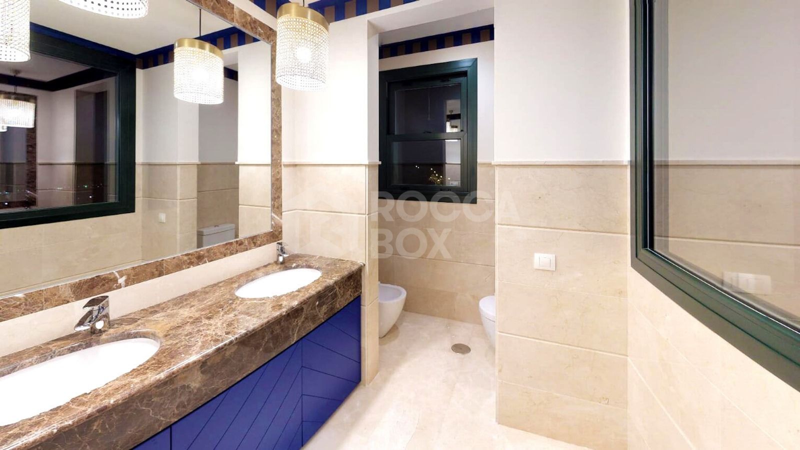 Exceptional Luxury Villa with Panoramic Views in Selwo, Estepona