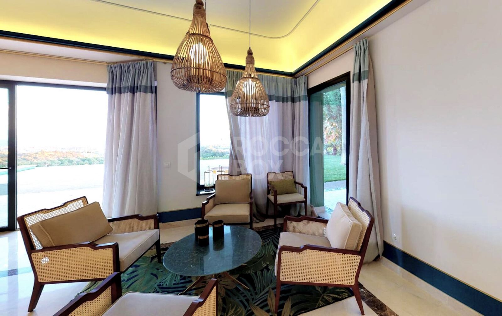 Exceptional Luxury Villa with Panoramic Views in Selwo, Estepona