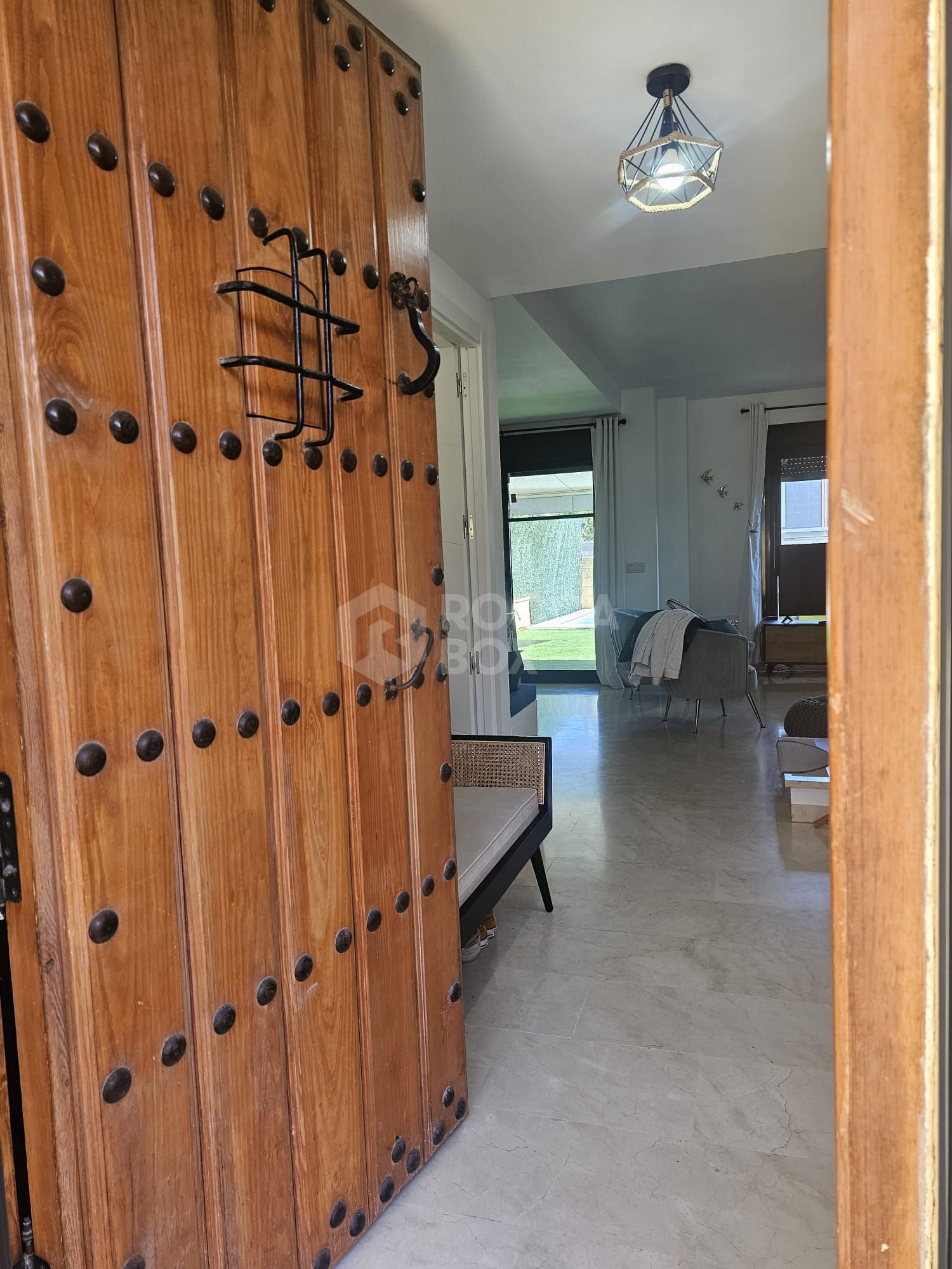 Fully Renovated Townhouse with Expansion Potential in Riviera Beach, Cancelada