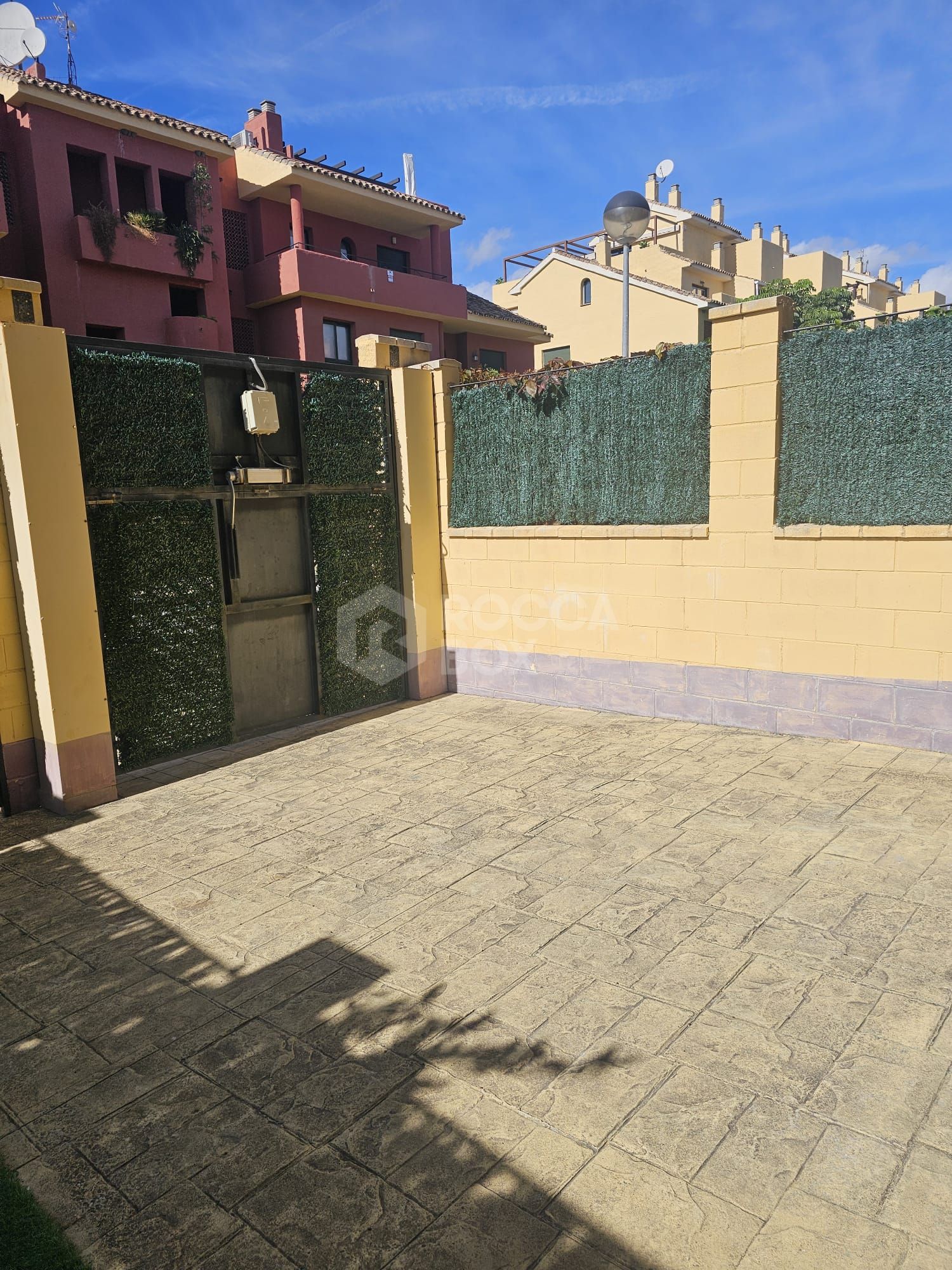 Fully Renovated Townhouse with Expansion Potential in Riviera Beach, Cancelada