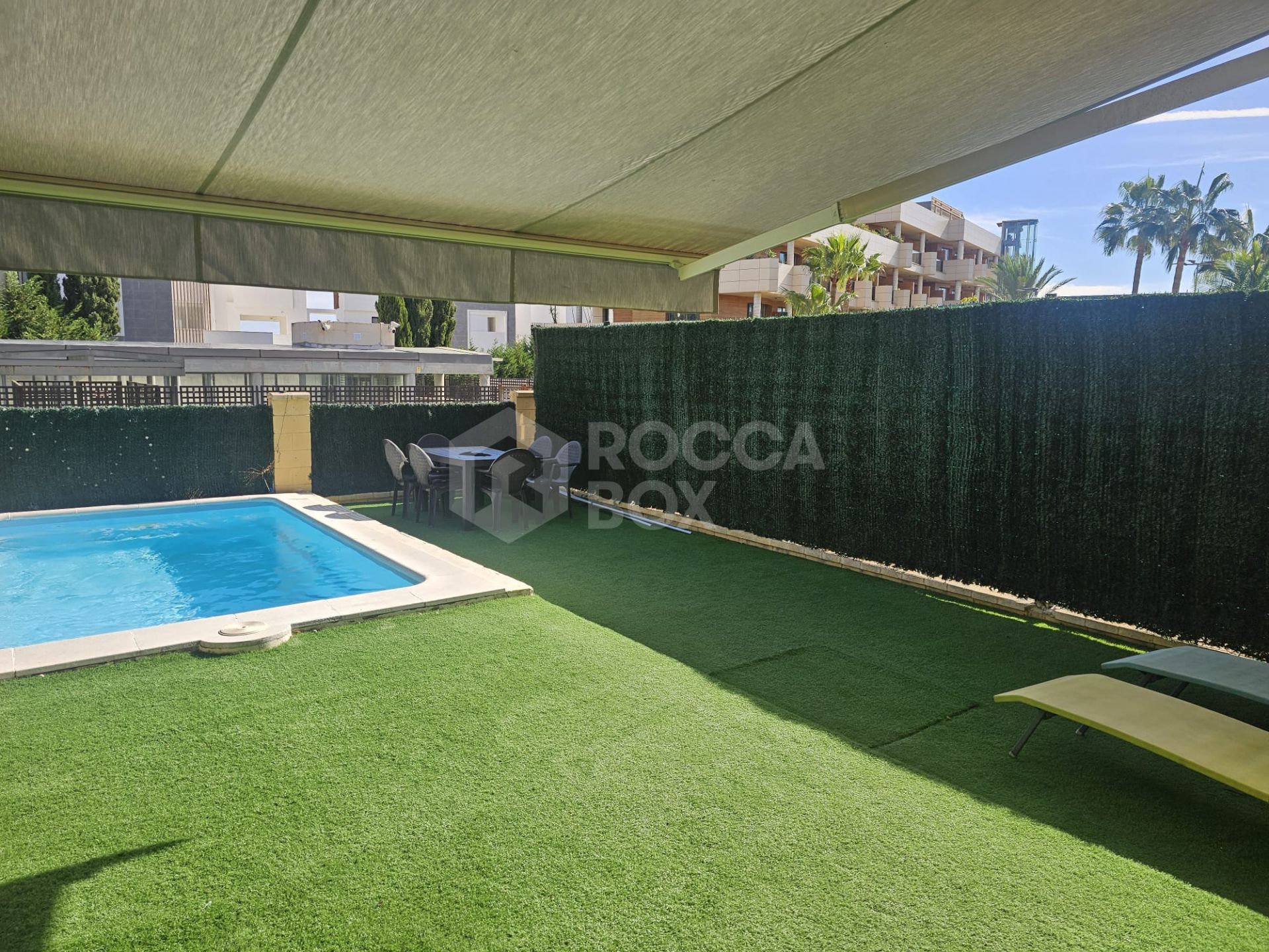 Fully Renovated Townhouse with Expansion Potential in Riviera Beach, Cancelada