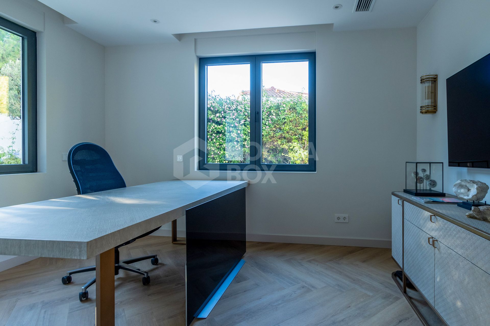 Villa for sale in Artola, Marbella