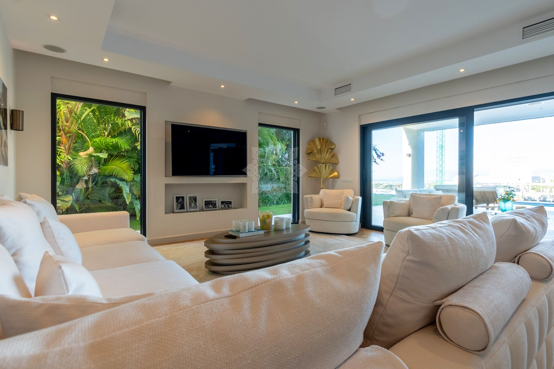 Villa in Artola, Marbella