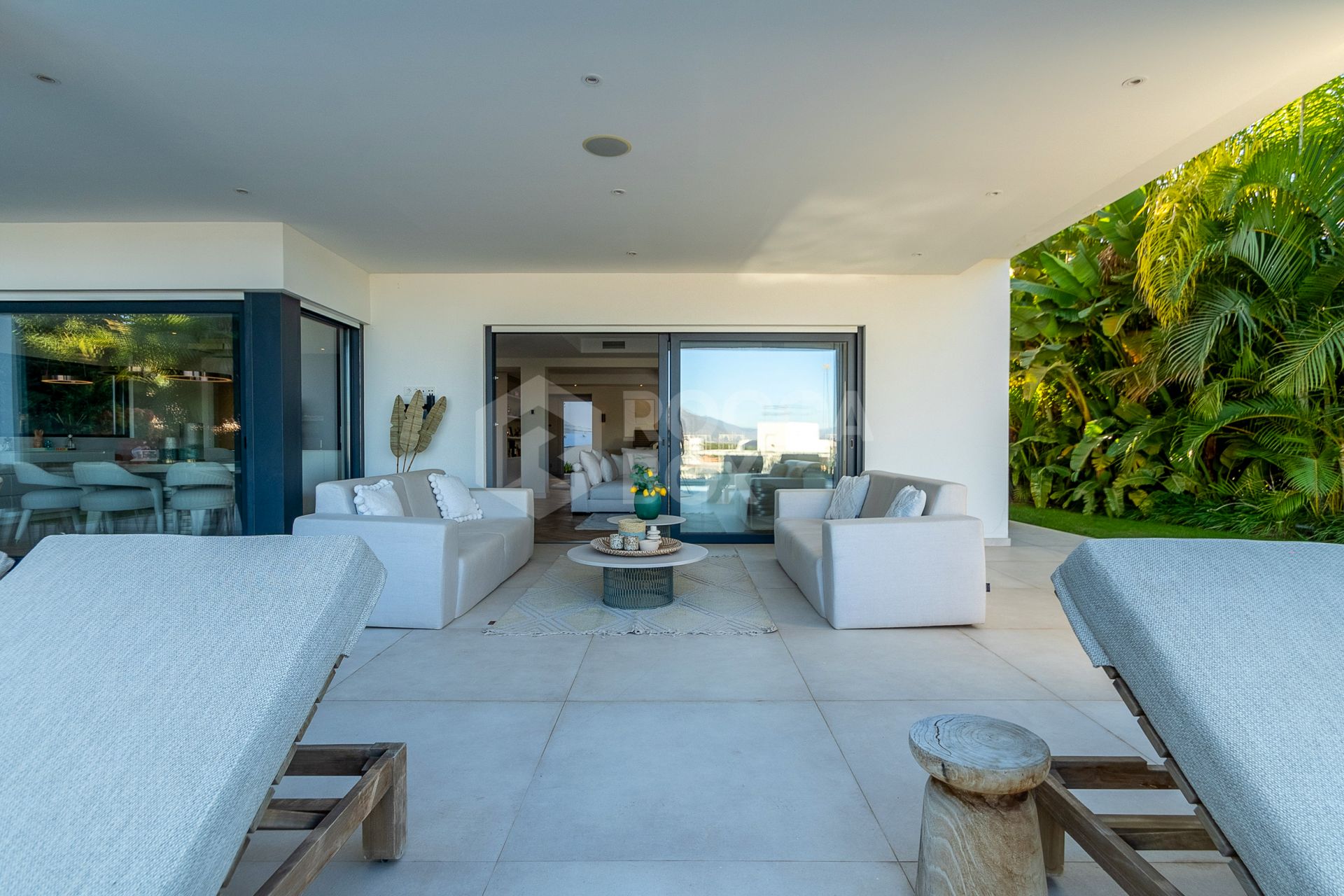 Villa for sale in Artola, Marbella