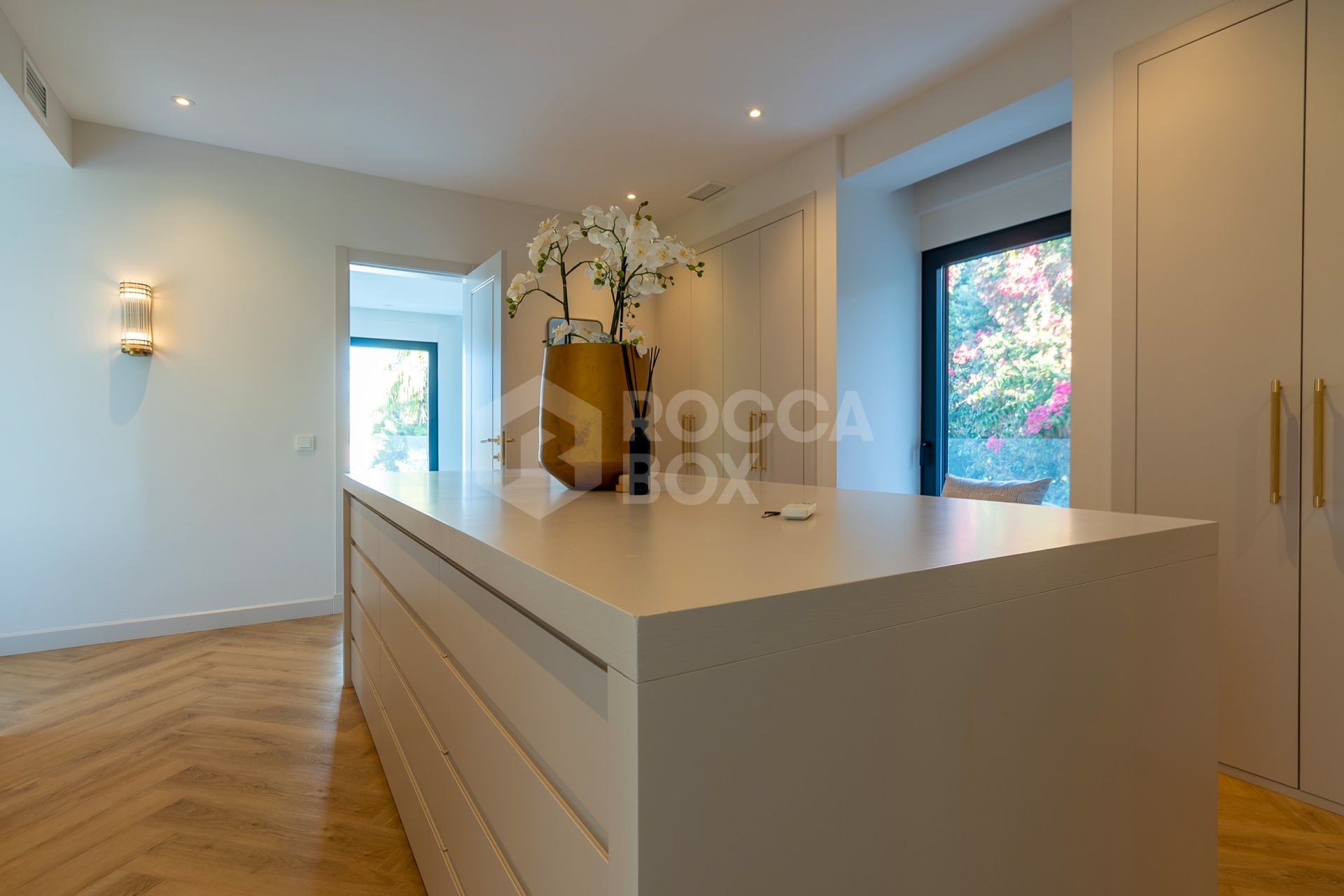 Villa for sale in Artola, Marbella