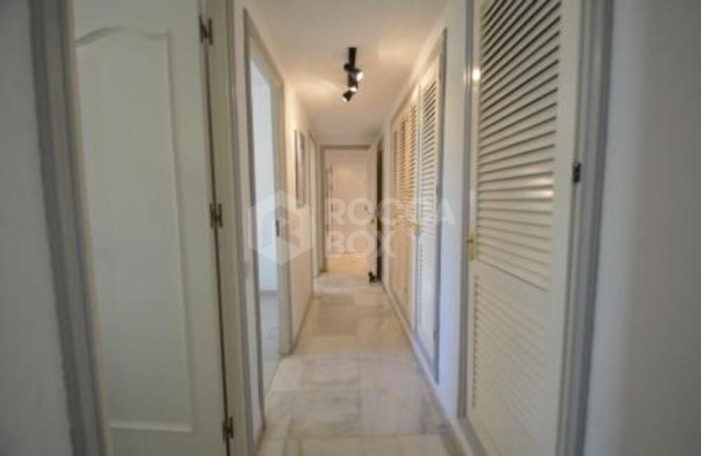 Apartment for long term rent in Rocamar, Marbella Golden Mile