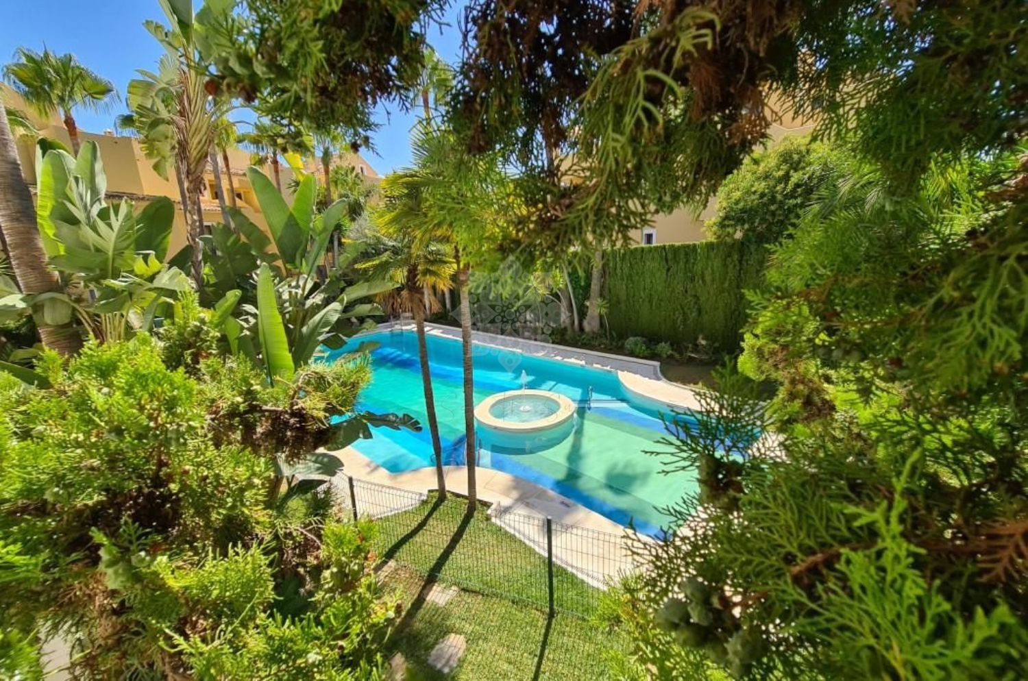Apartamento en Rocamar, Marbella