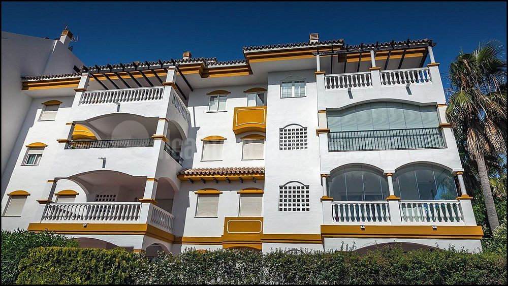 Apartment in Nueva Andalucia, Marbella