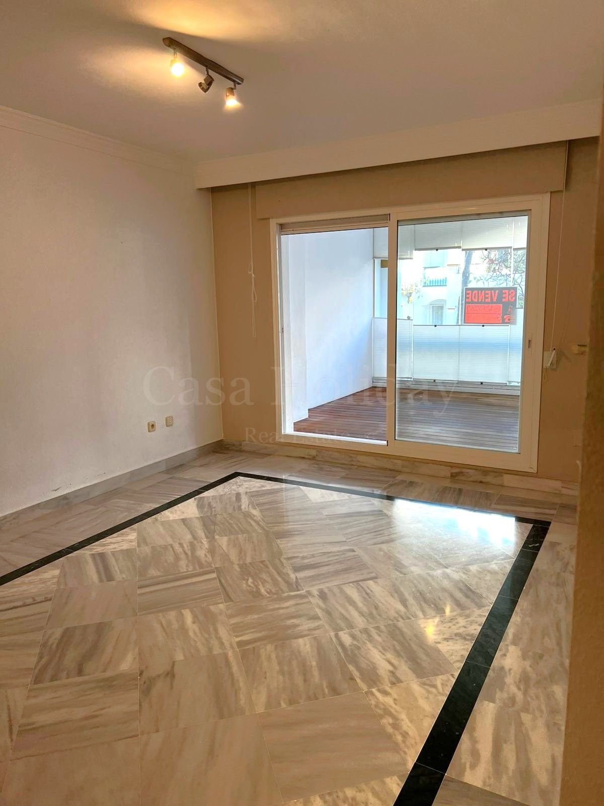 Apartment in Nueva Andalucia, Marbella