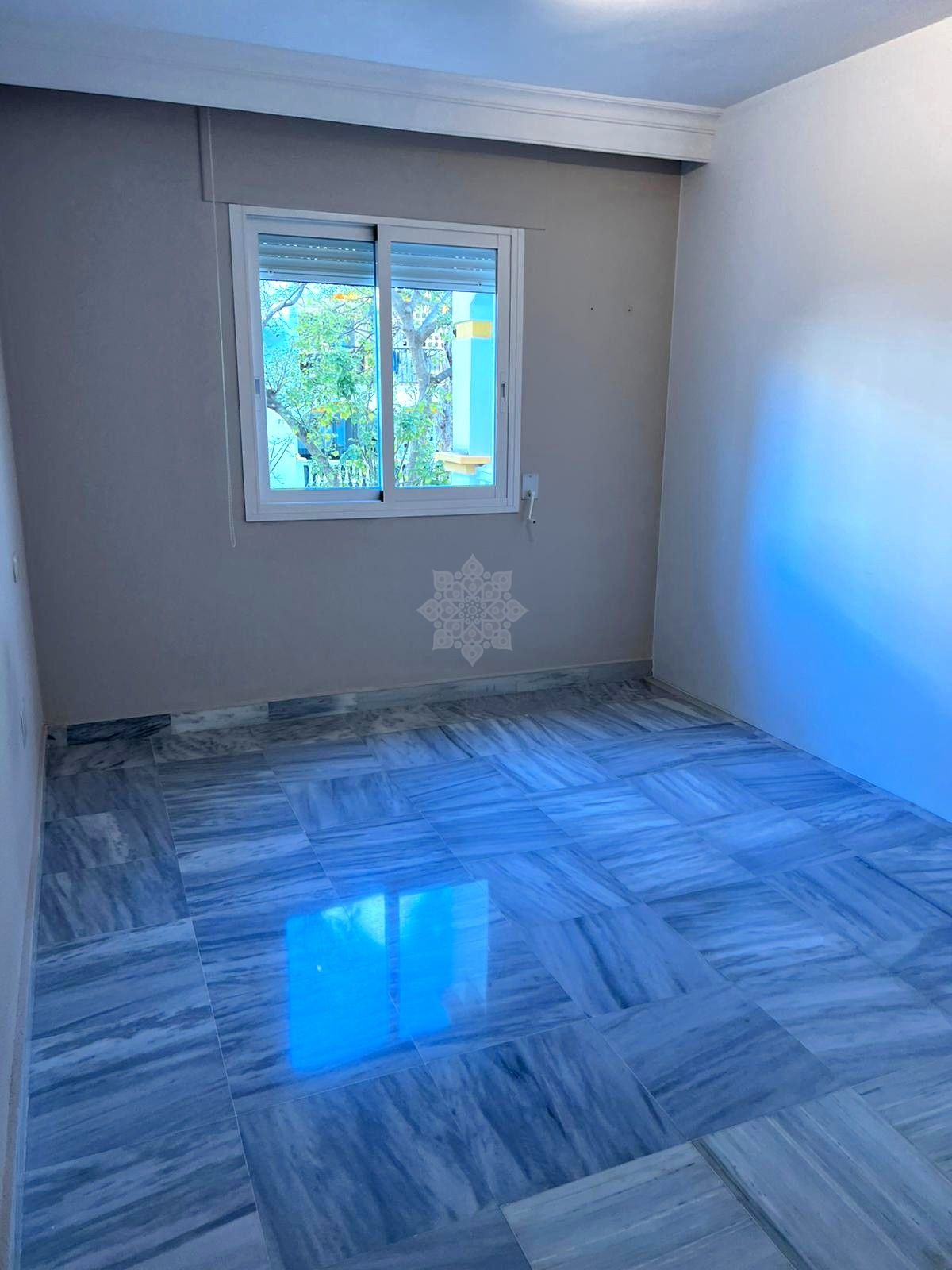 Apartamento en Nueva Andalucia, Marbella