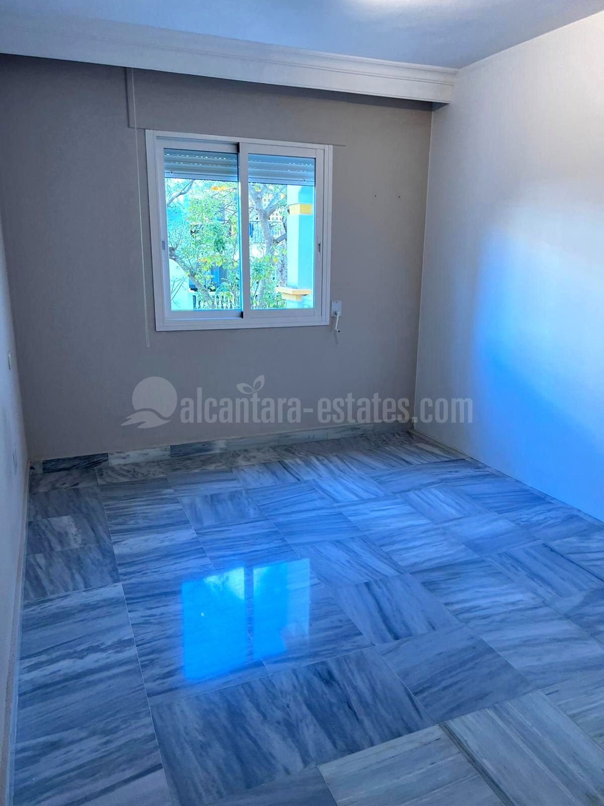 Apartment in Nueva Andalucia, Marbella