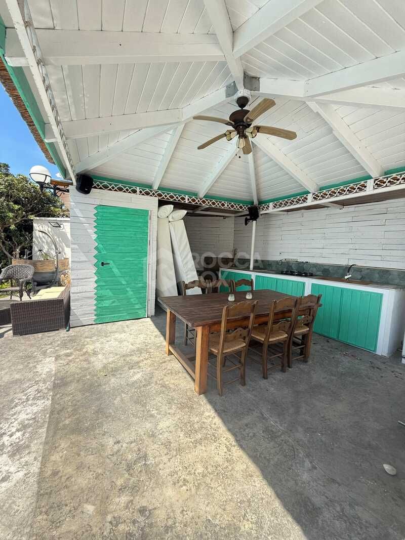 Villa for sale in Benalmadena