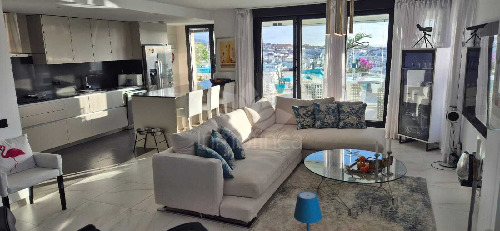 Penthouse in Estepona Town, Estepona