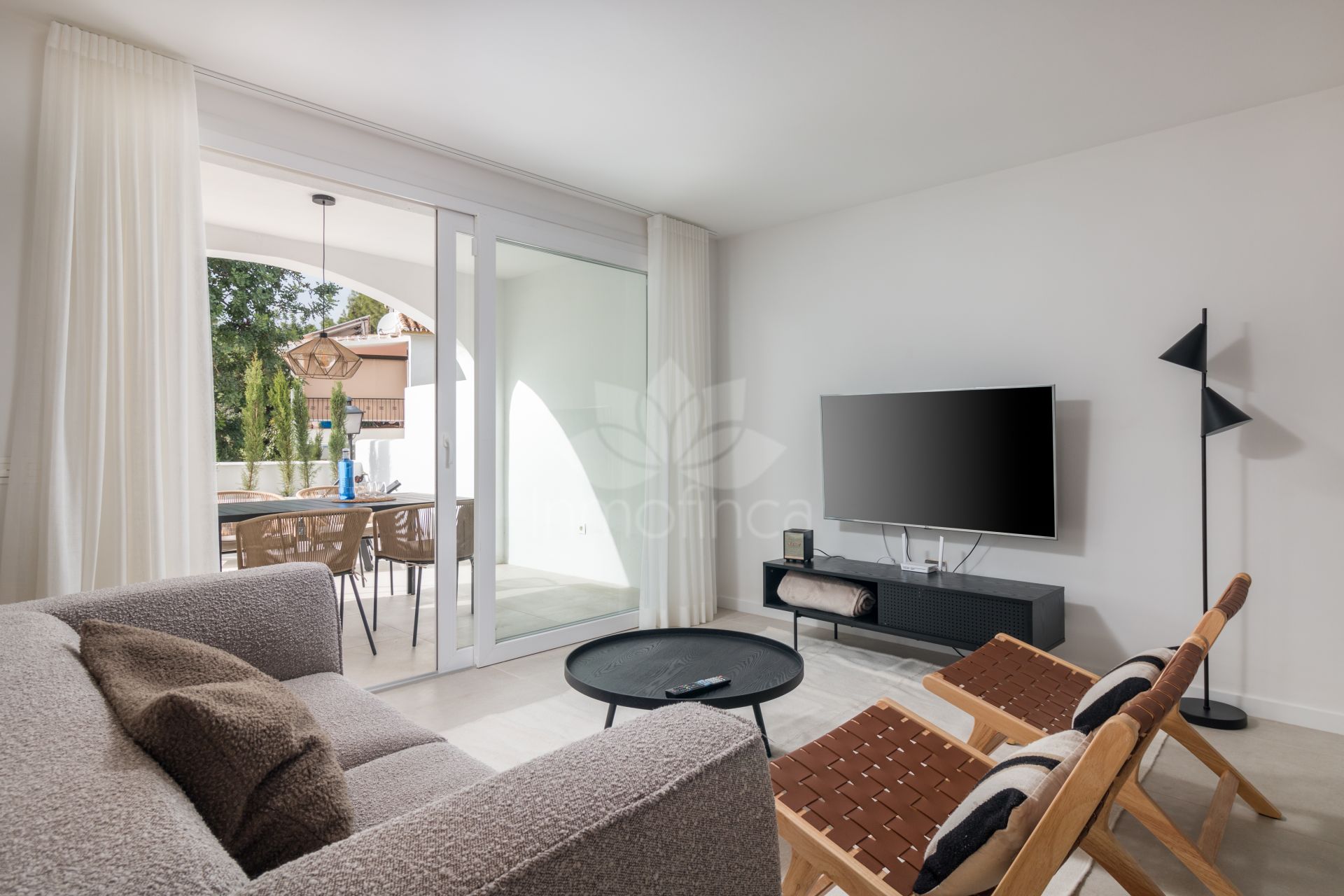 Semi Detached Villa in Cerros del Lago, Istan