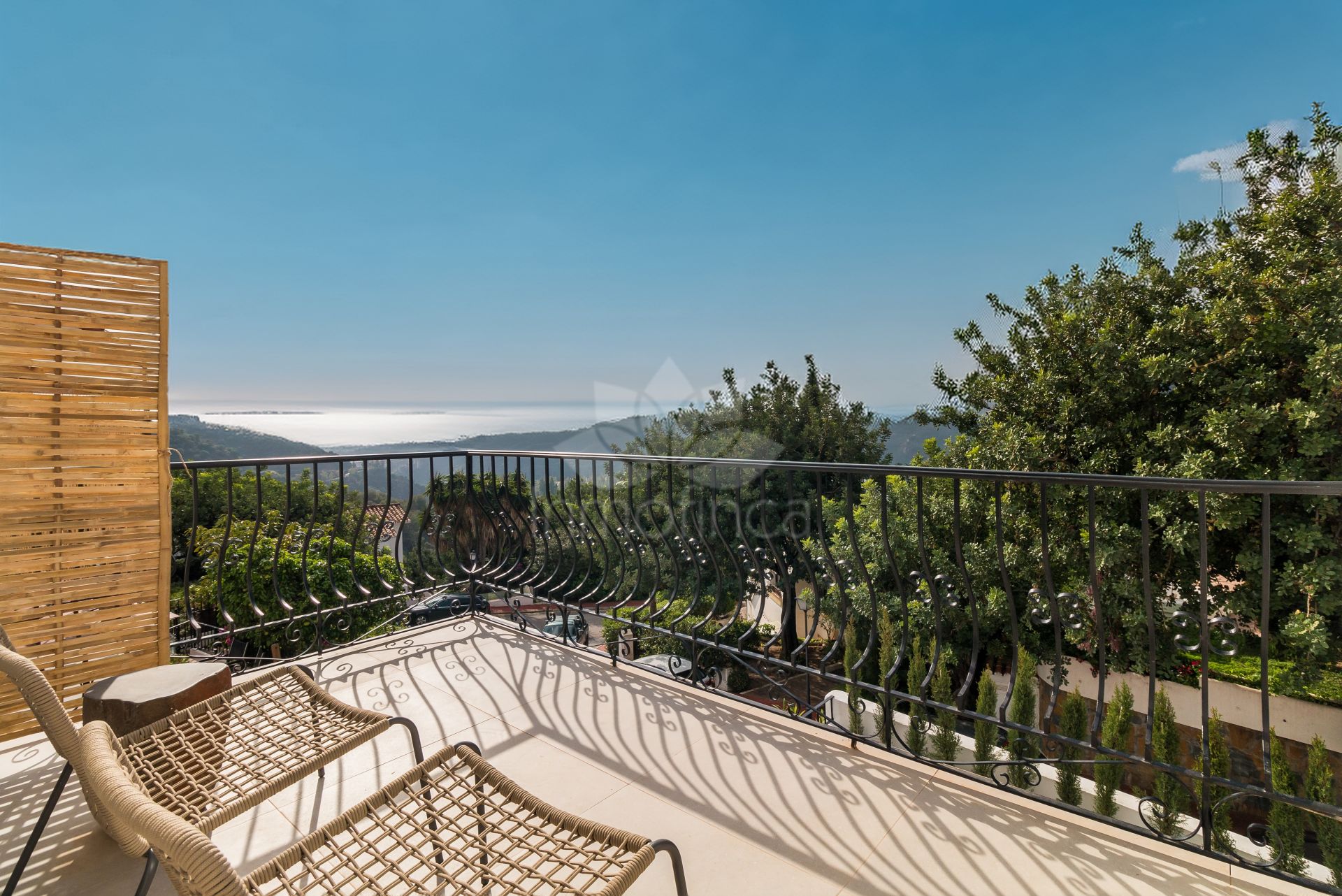 Semi Detached Villa in Cerros del Lago, Istan