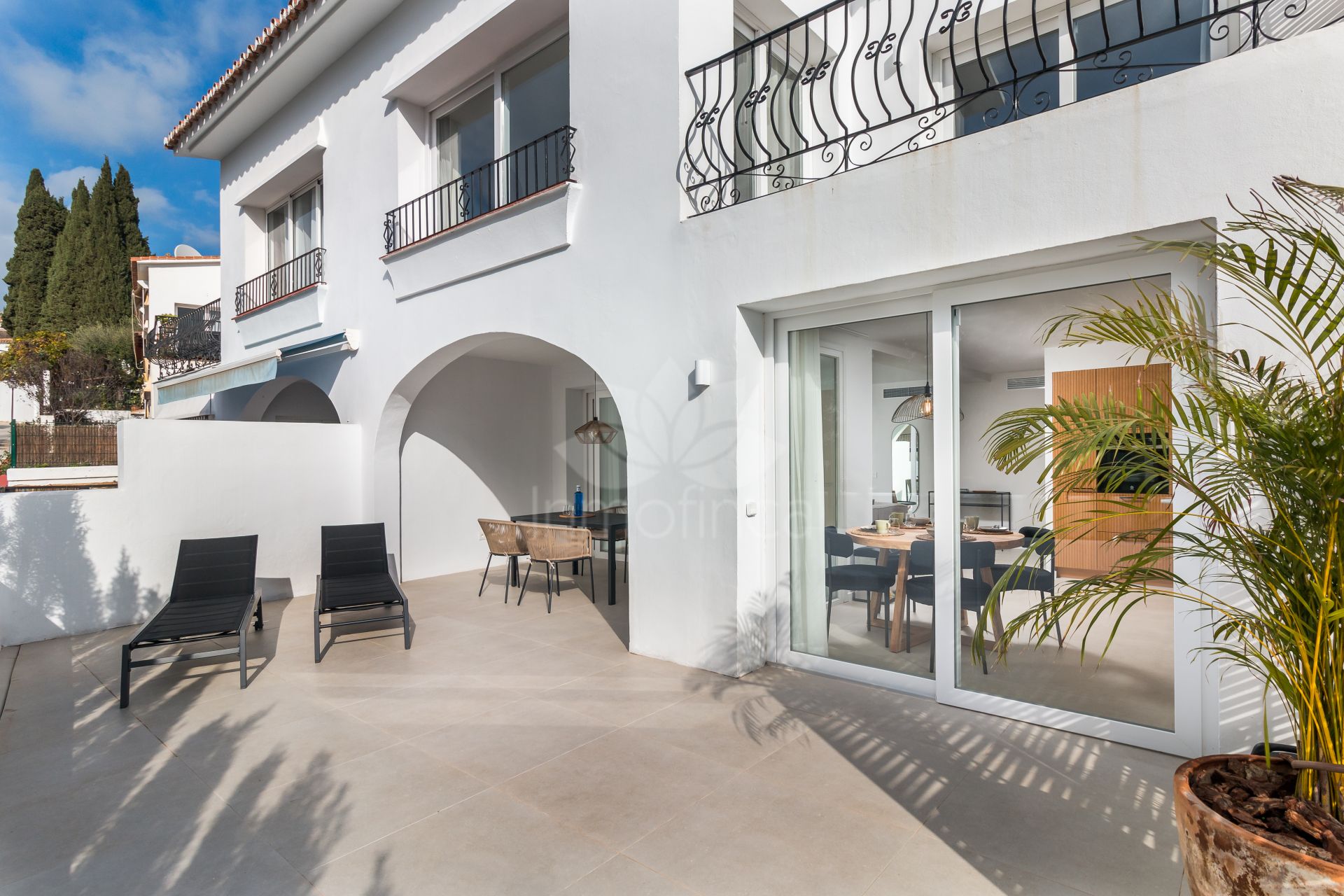 Semi Detached Villa in Cerros del Lago, Istan