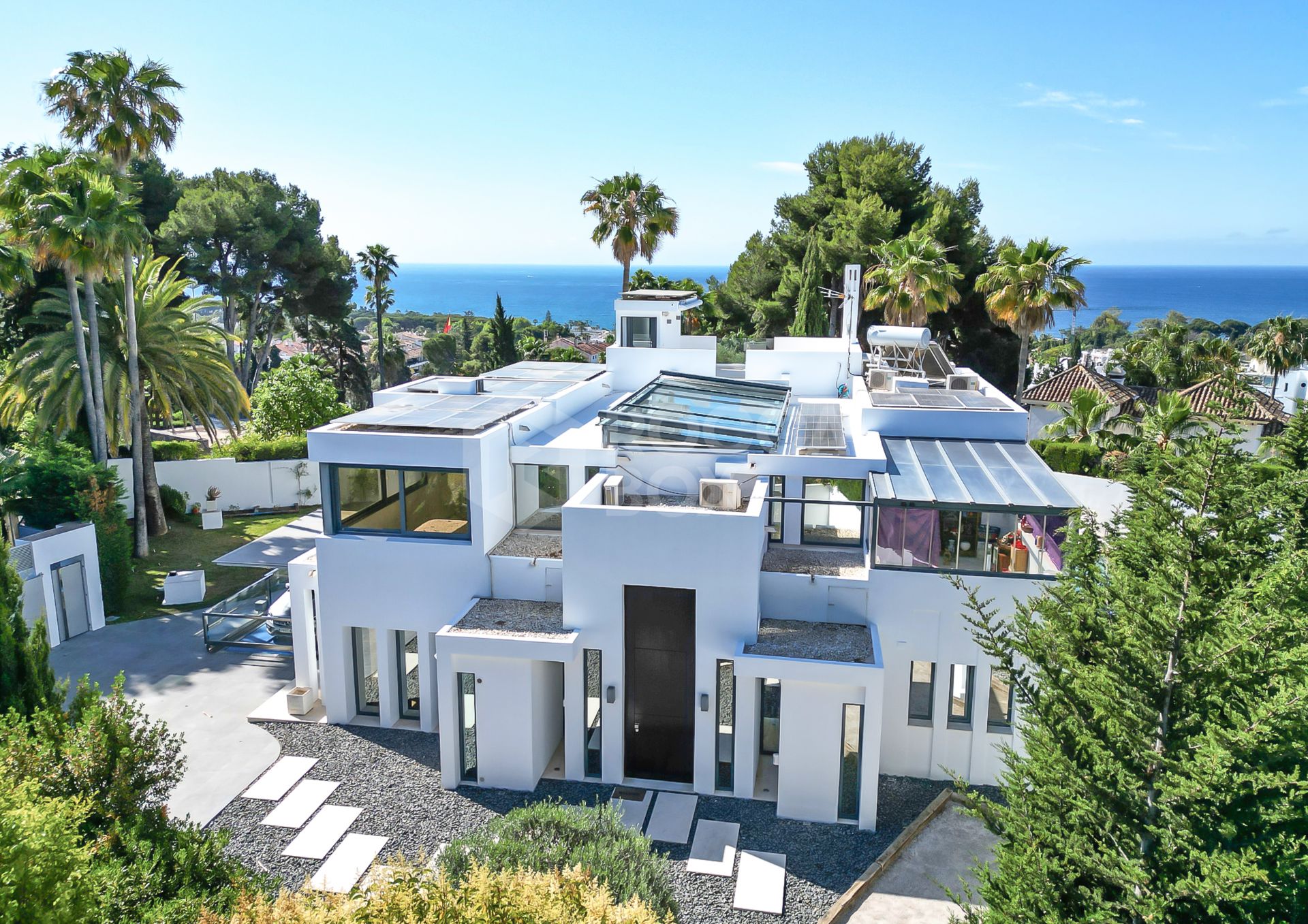 Luxury Villa with Sea Views in La Carolina, Marbella Golden Mile