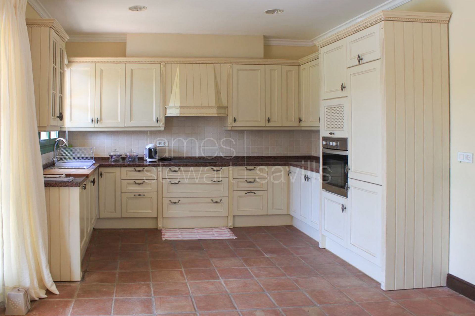 Traditional Andaluz style villa in the F zone with elevated panoramic country views