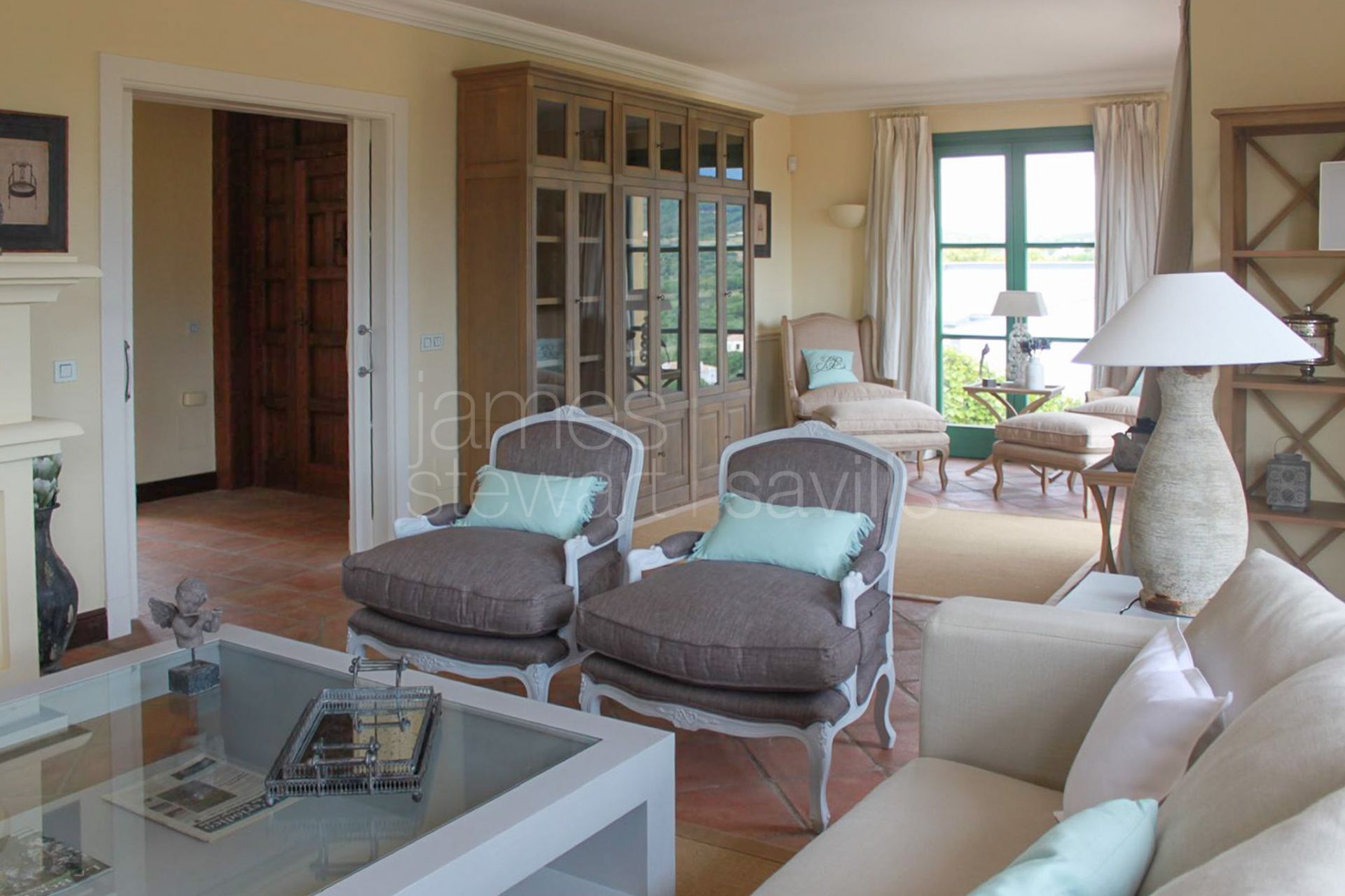 Traditional Andaluz style villa in the F zone with elevated panoramic country views