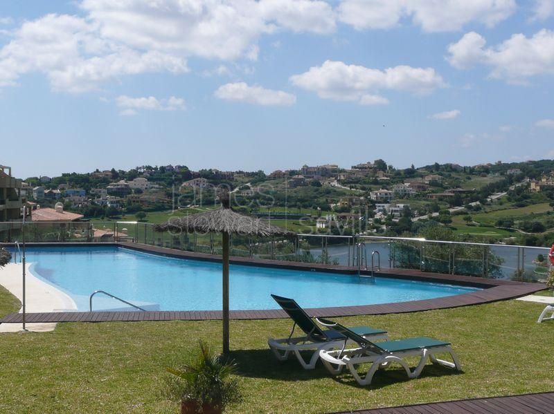 First floor apartment in Los Gazules a short walking distance to Sotogrande International School