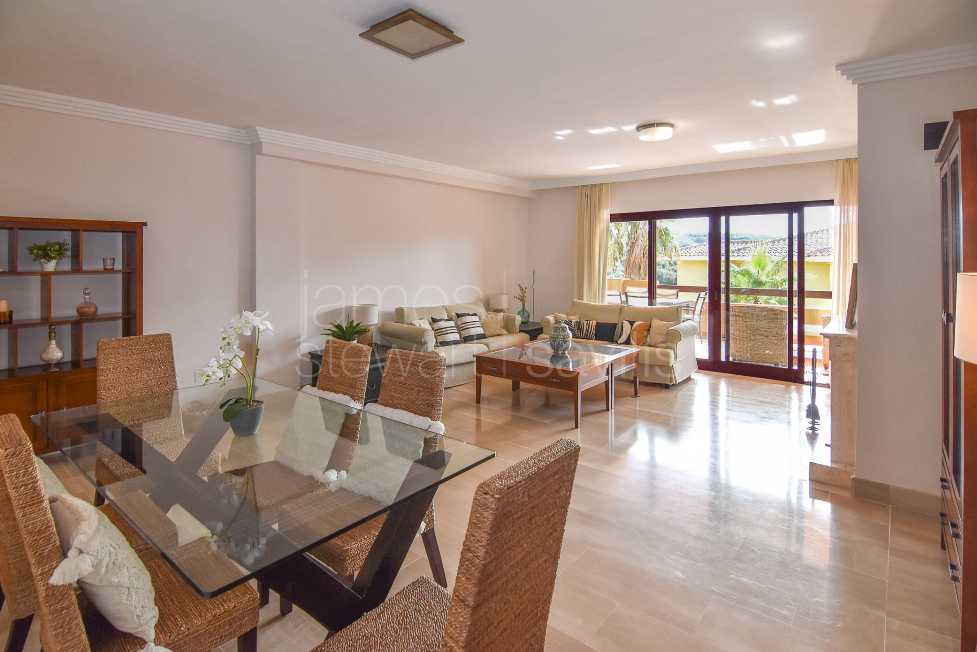 First floor apartment in Los Gazules a short walking distance to Sotogrande International School