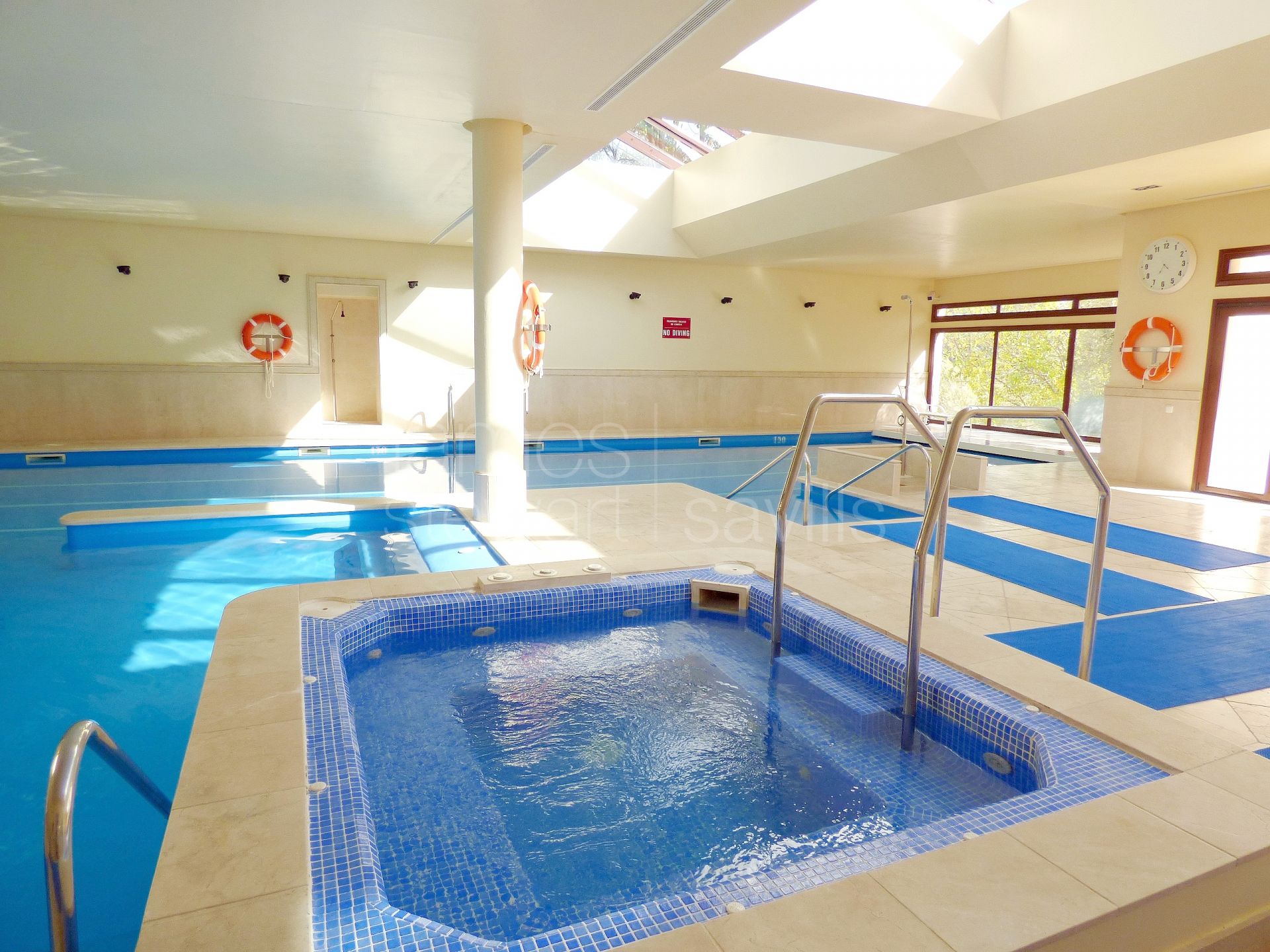 Fantastic single storey 4- bedroom apartment on ground floor in Valgrande phase II.