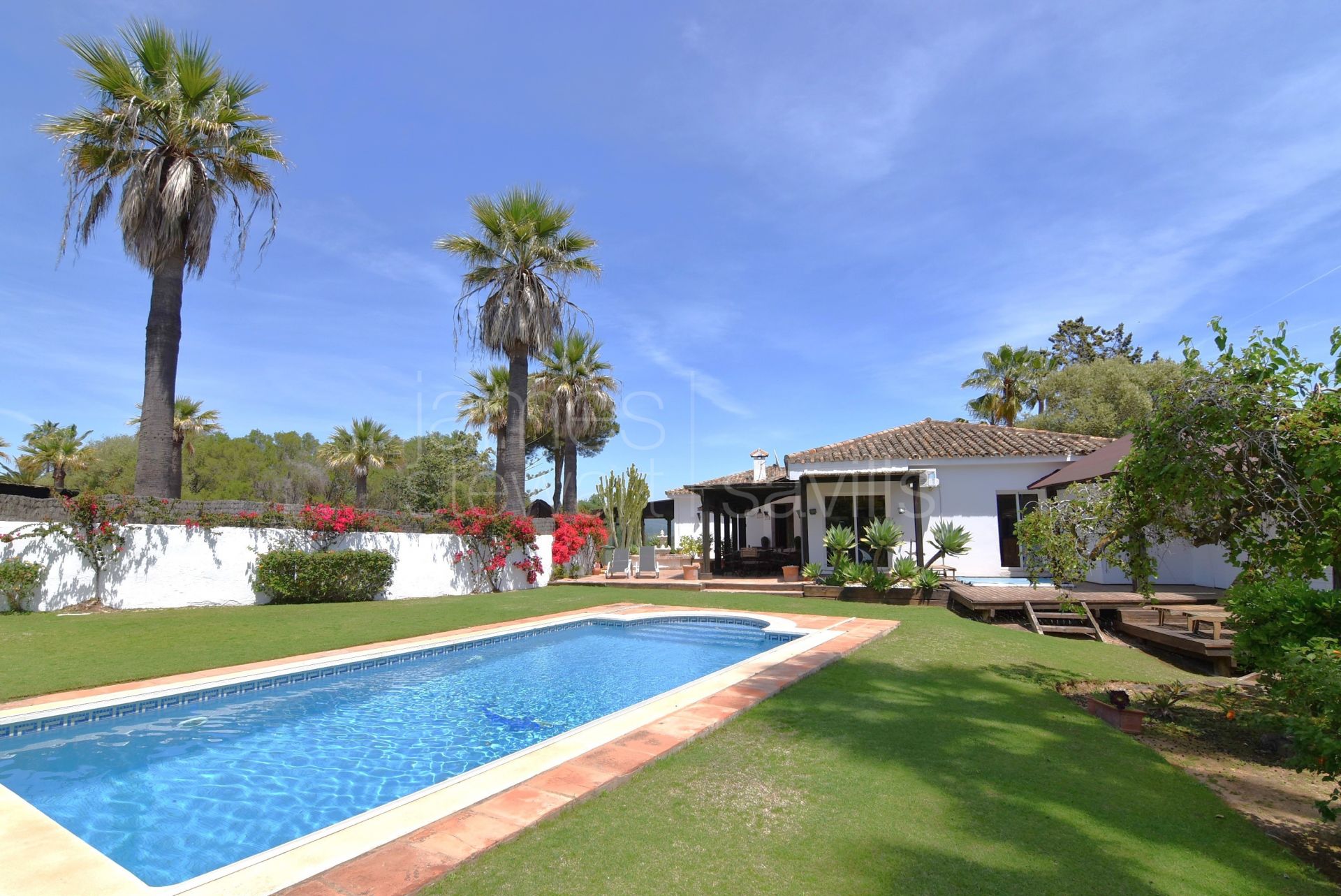 Characterful villa on originally 4 plots with lovely country views and guest house