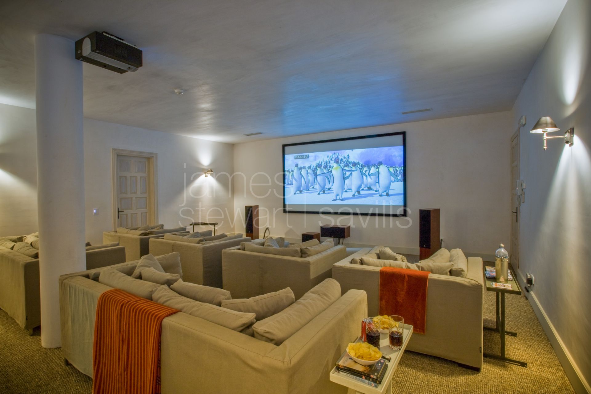 Beautiful cortijo style villa with a Provençal feel