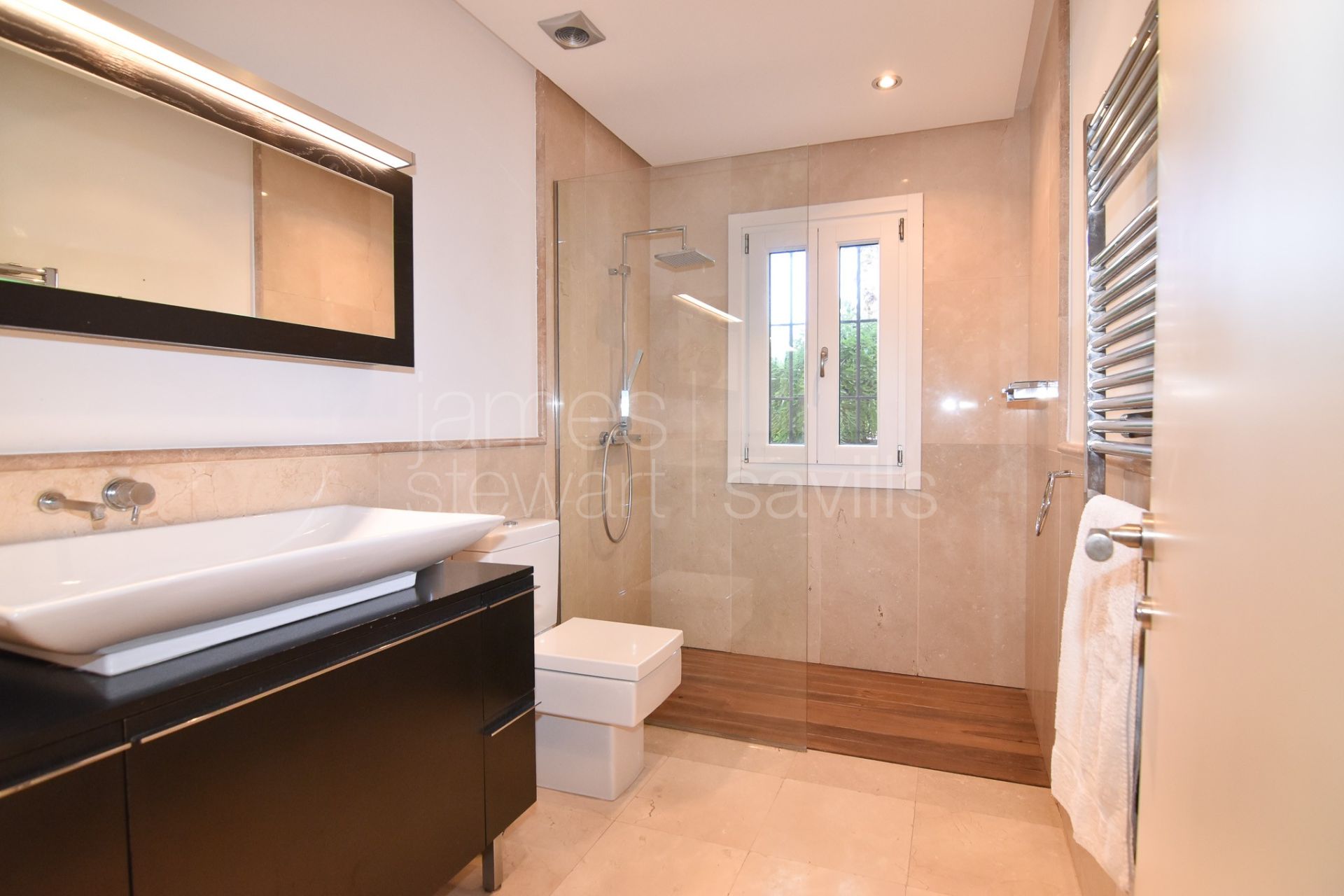 Renovated 4-Bed Apartment in Valgrande, Sotogrande