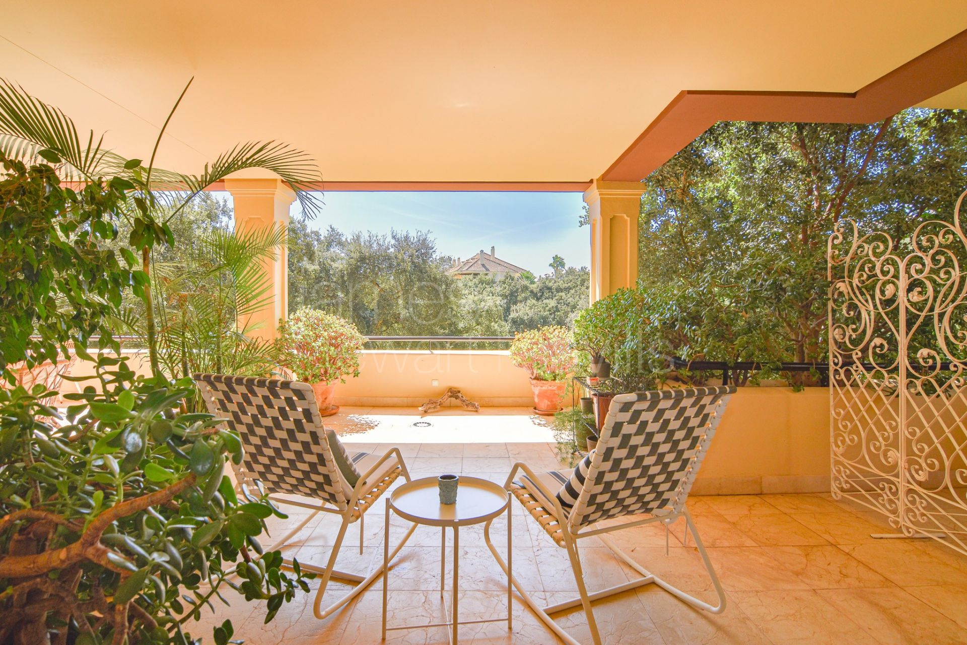 Renovated 4-Bed Apartment in Valgrande, Sotogrande
