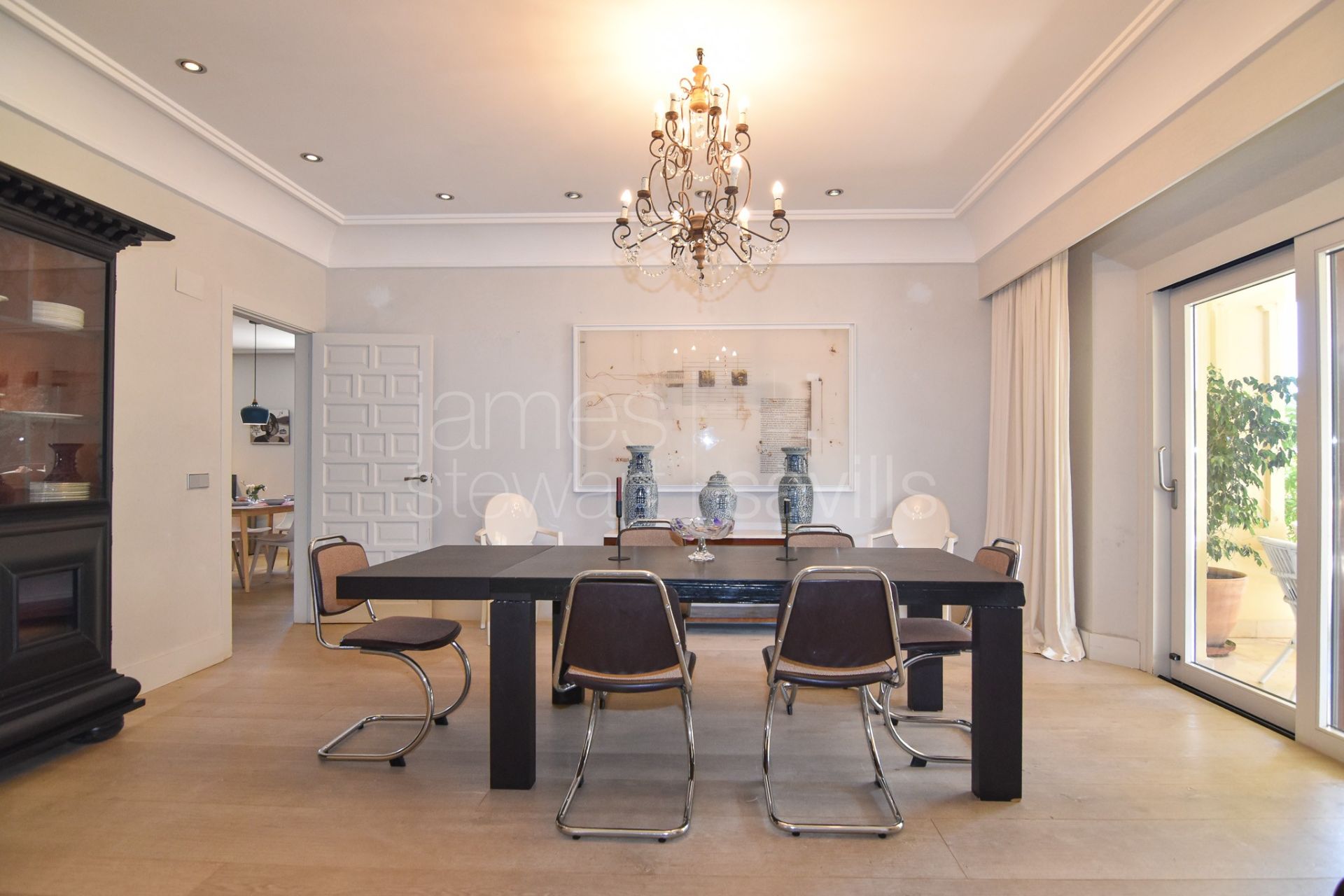 Renovated 4-Bed Apartment in Valgrande, Sotogrande