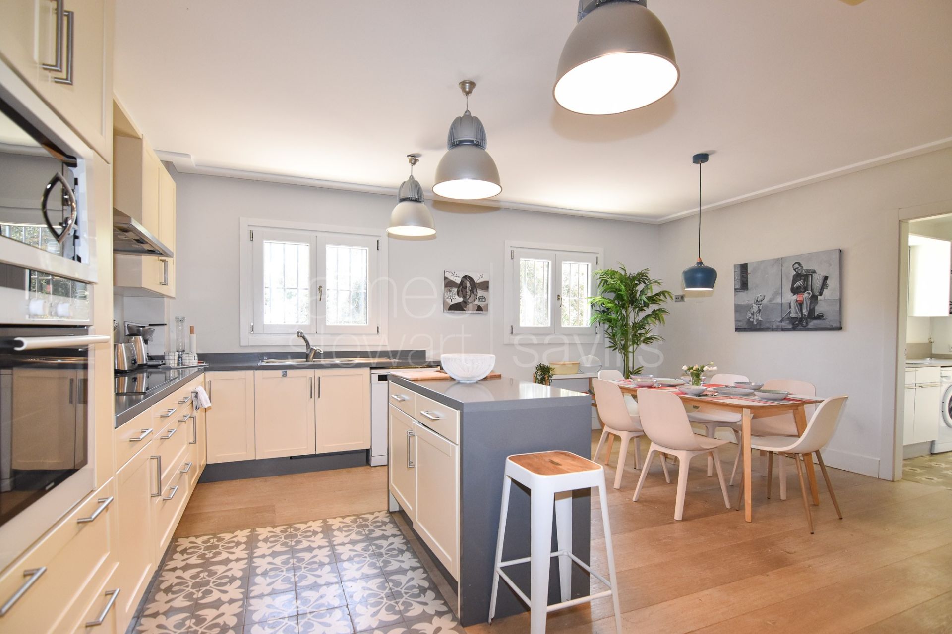 Renovated 4-Bed Apartment in Valgrande, Sotogrande