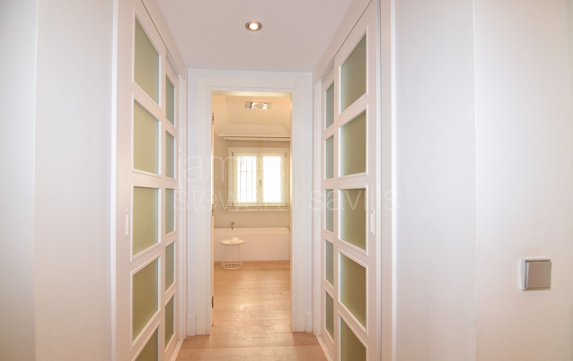Renovated 4-Bed Apartment in Valgrande, Sotogrande