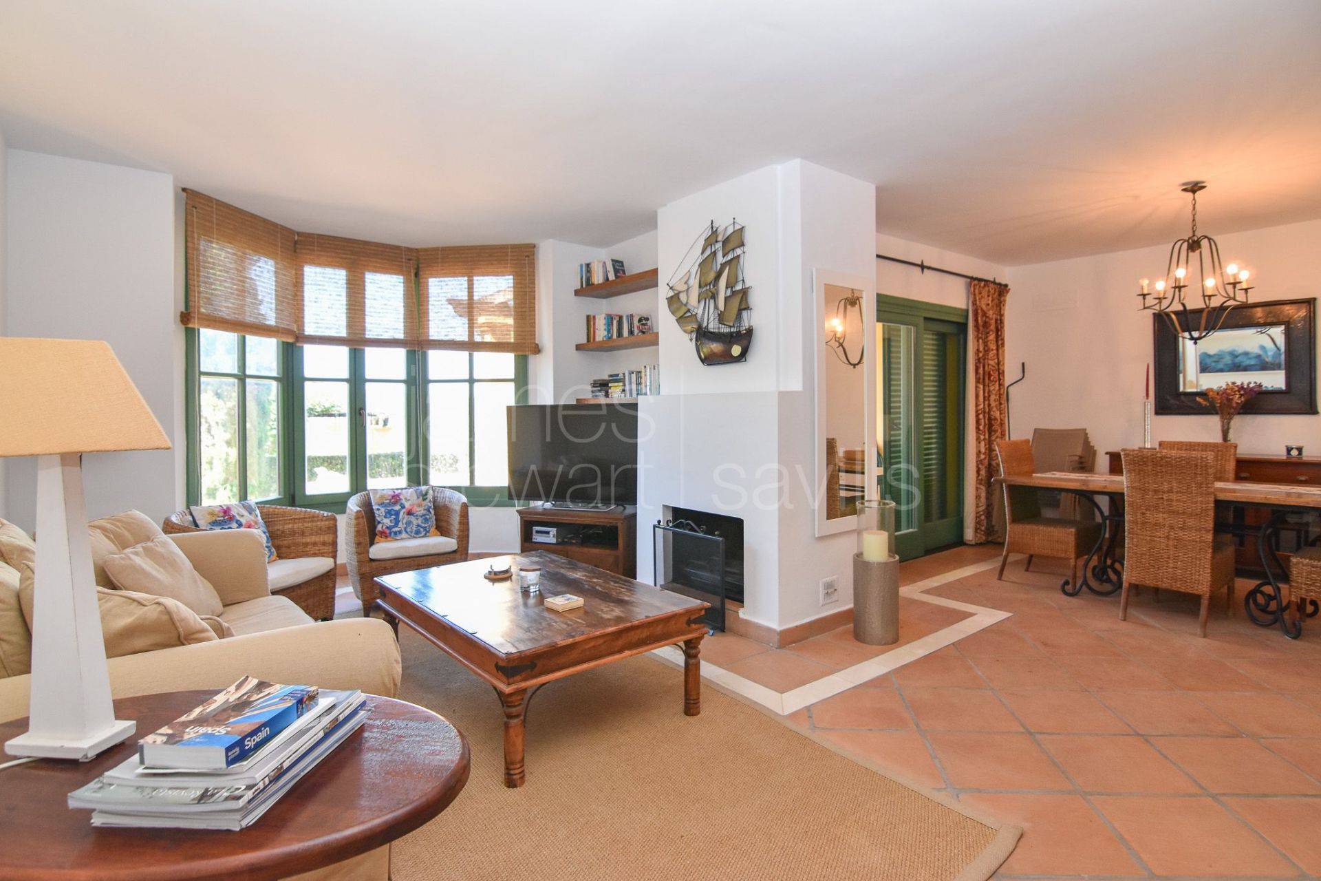 Frontline Golf townhouse with private garden in Los Cármenes, Sotogrande