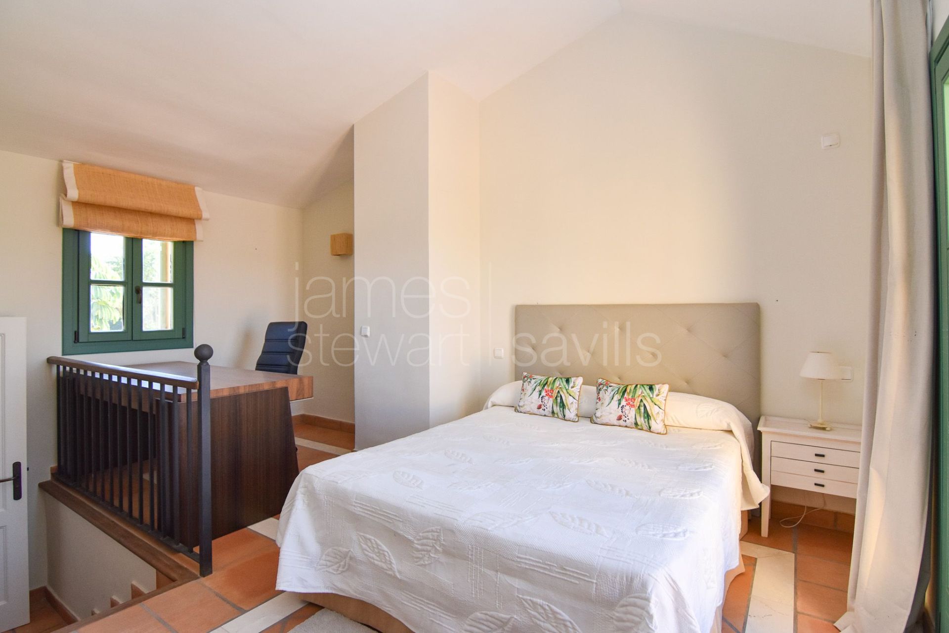 Frontline Golf townhouse with private garden in Los Cármenes, Sotogrande