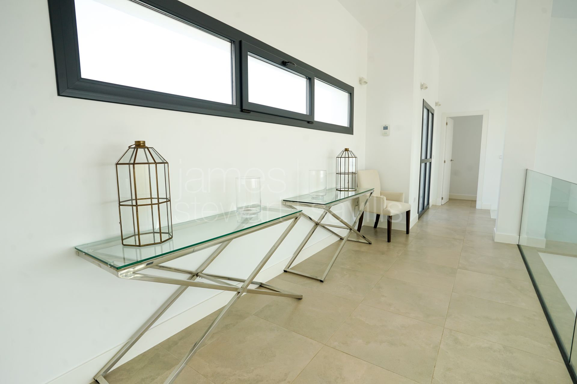 Villa contemporánea con vistas panorámicas al mar en Alcaidesa