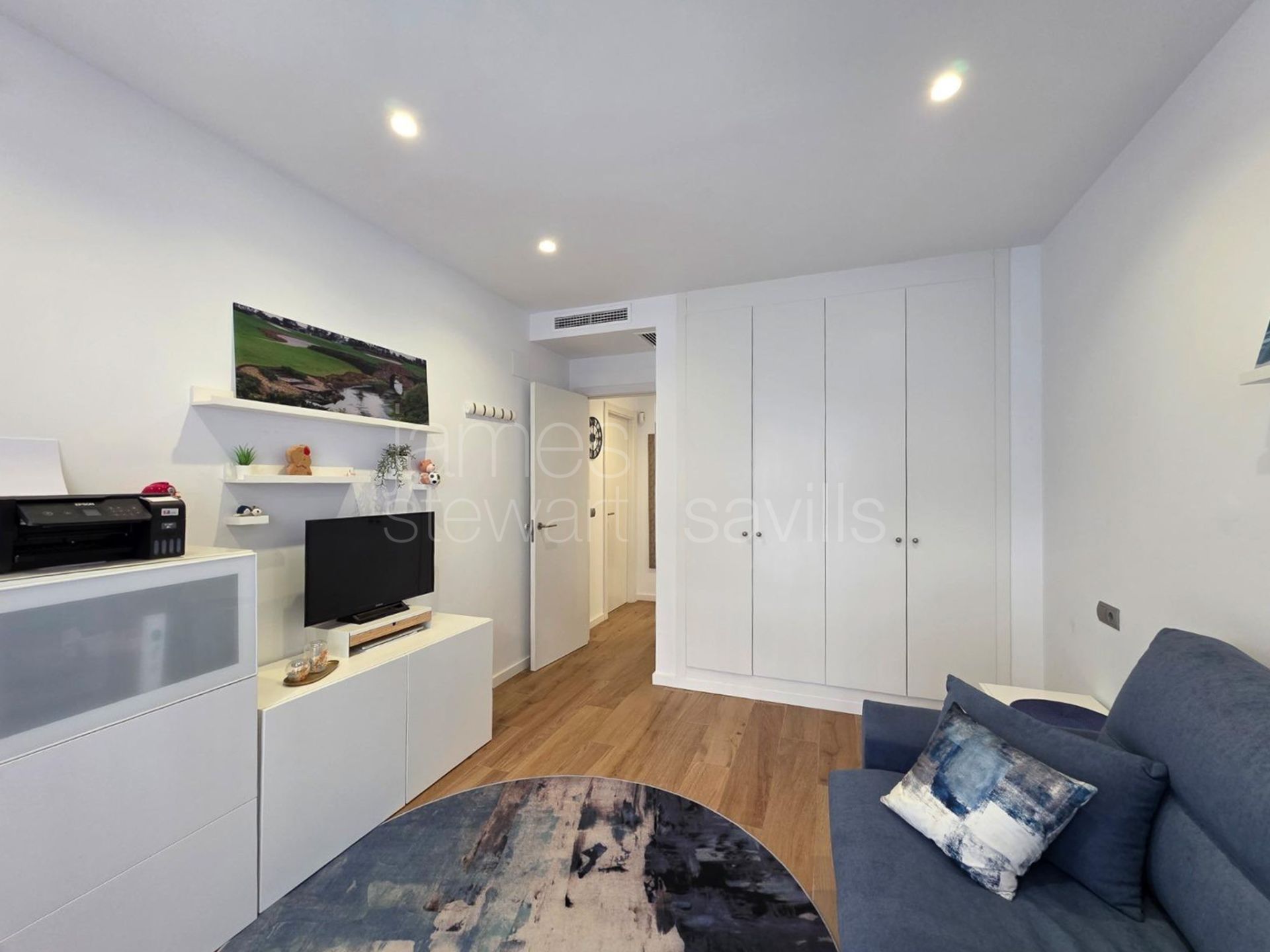 Apartamento contemporáneo en planta baja con jardín privado y vistas panorámicas al mar en The Links II, Alcaidesa