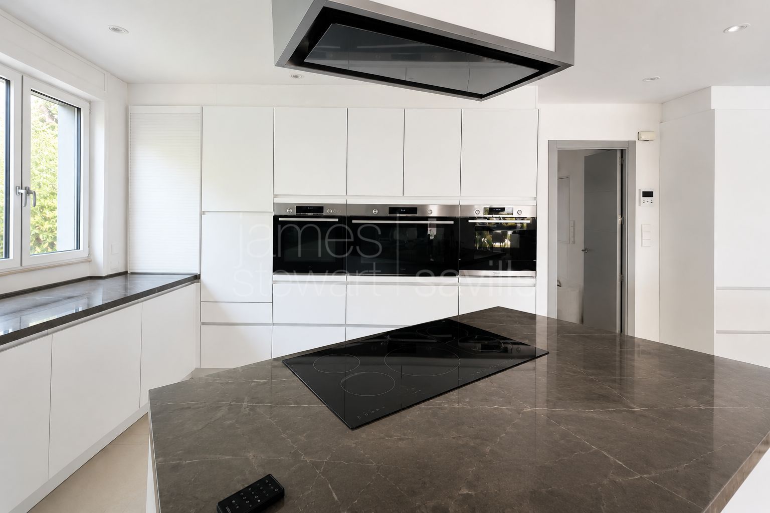 Villa a la venta en Reyes y Reinas, Sotogrande Costa