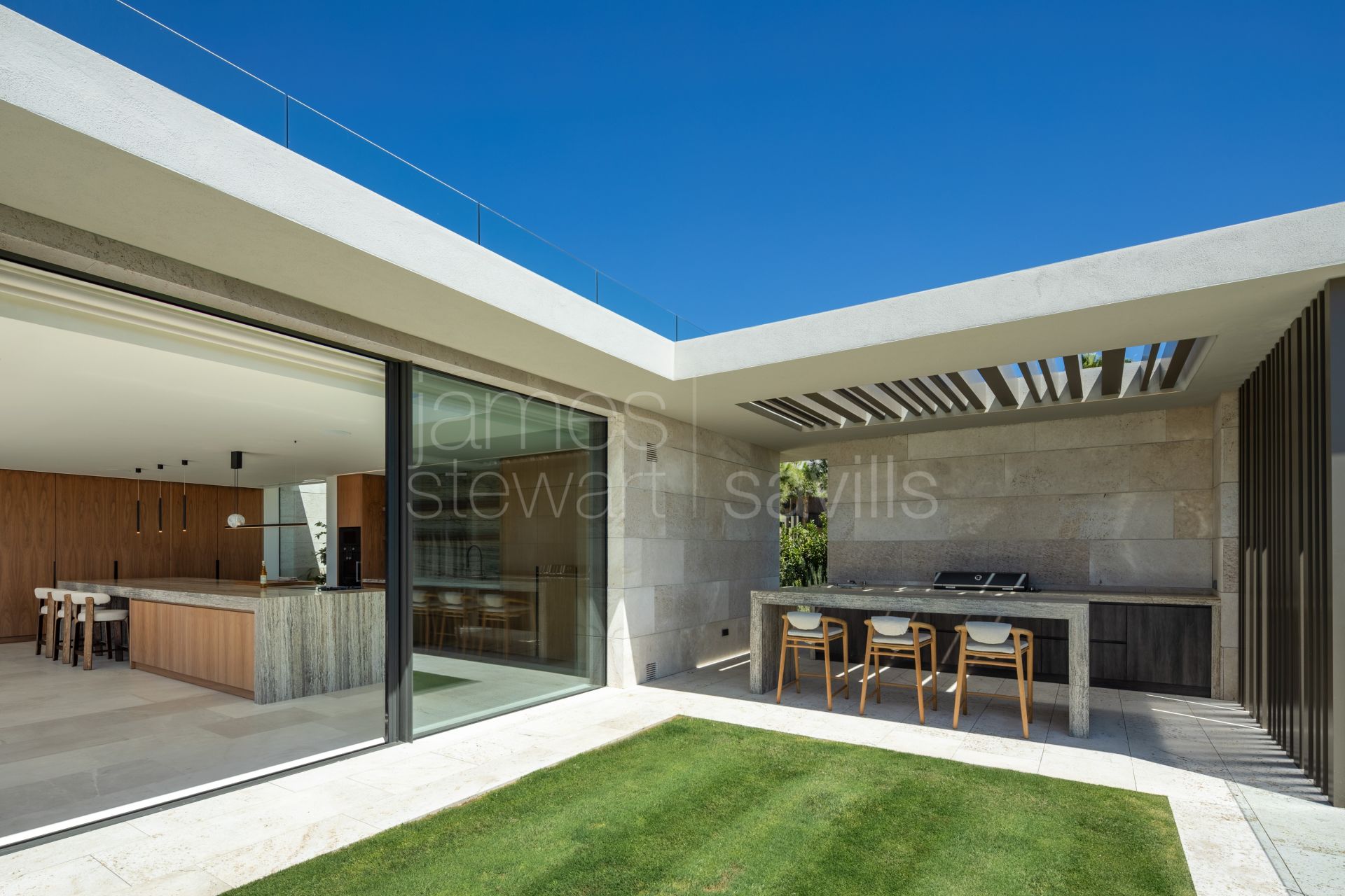 Contemporary architecture in La Reserva, Sotogrande