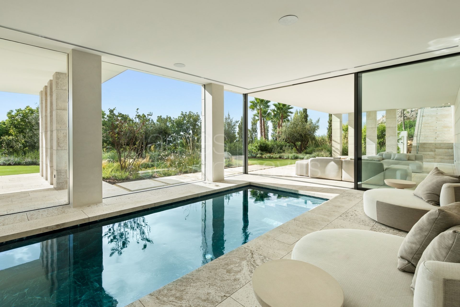 Contemporary architecture in La Reserva, Sotogrande
