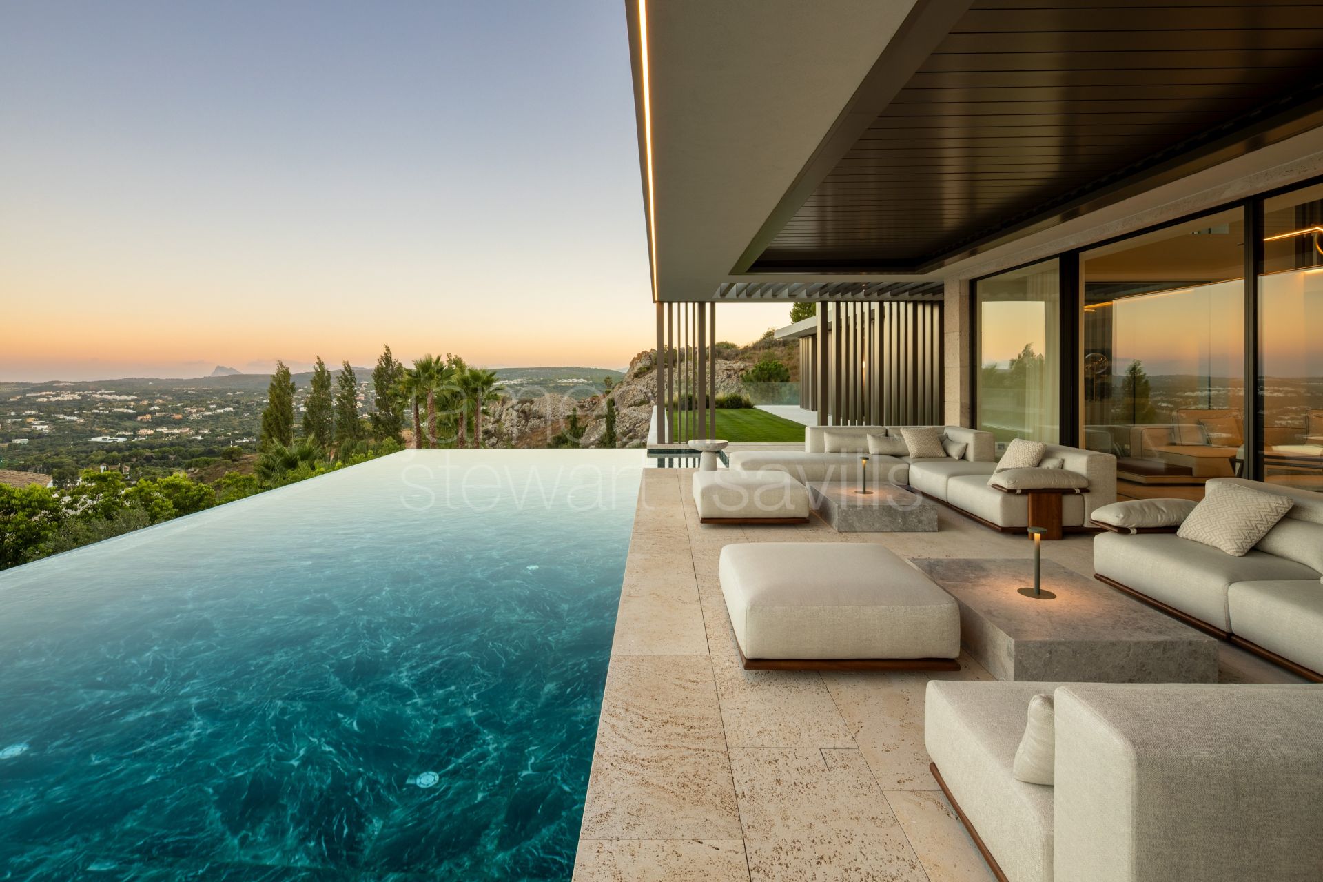 Contemporary architecture in La Reserva, Sotogrande