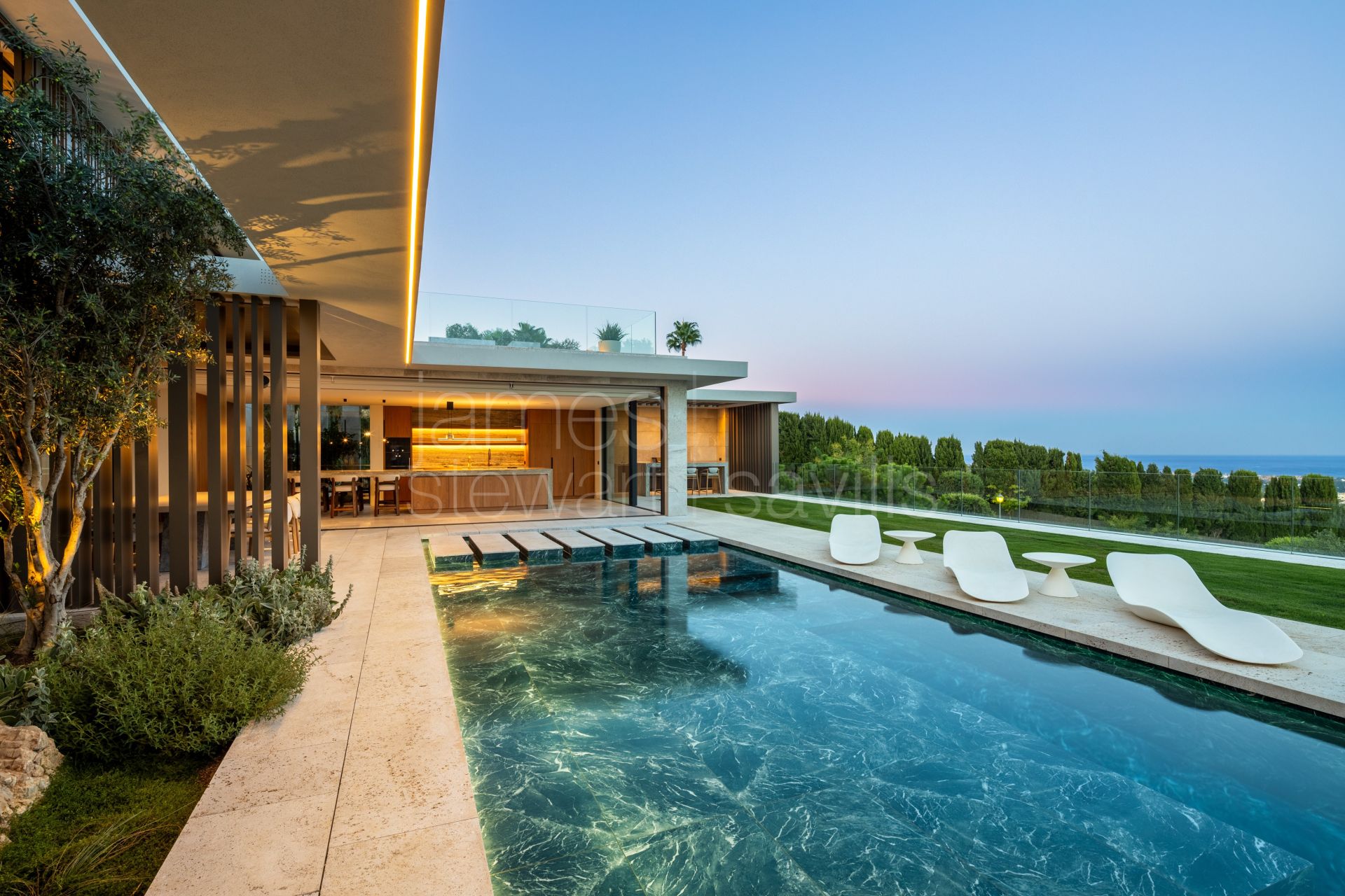 Contemporary architecture in La Reserva, Sotogrande