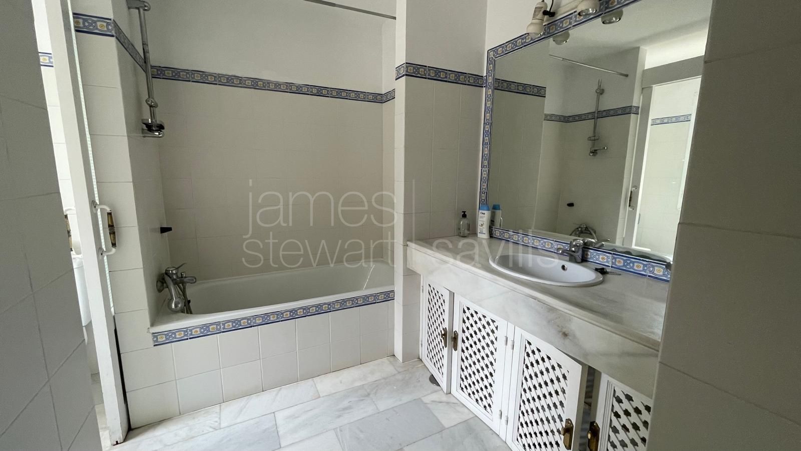 Villa for Sale in Sotogrande Central