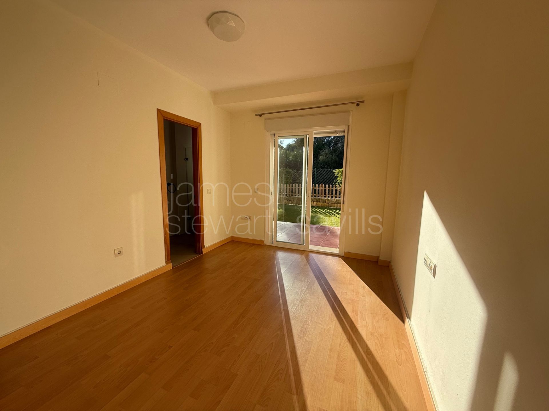 Ground floor with garden in the great La Mesana community in Pueblo Nuevo