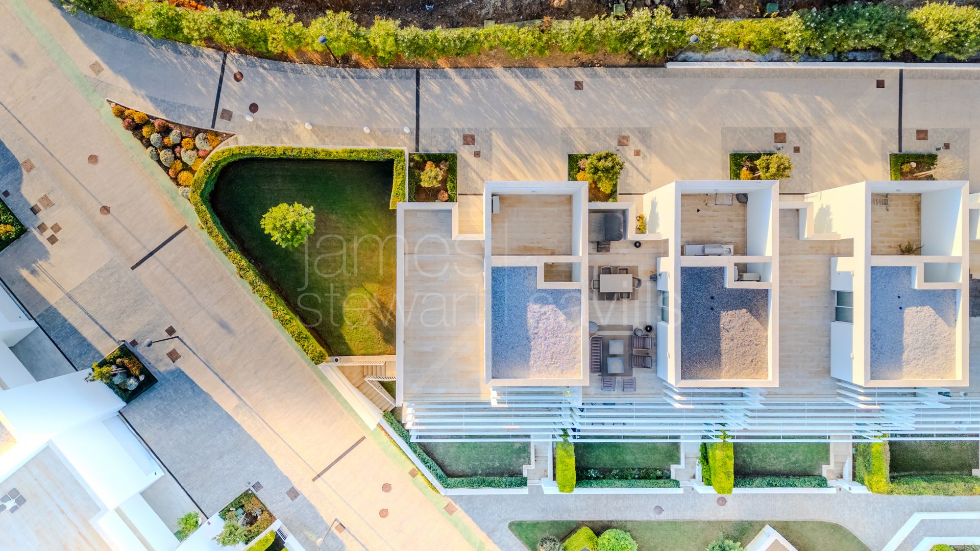 Semi-Detached House with Private Garden in La Finca, La Reserva, Sotogrande