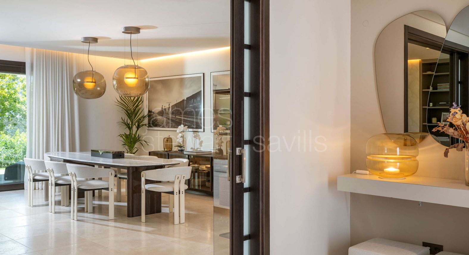 Villa de cuatro plantas en Hacienda de Valderrama, completamente reformada y equipada con los más altos estándares